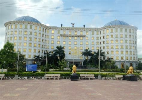 casino in cambodia vietnam border|$100m casino to open near Vietnam border .